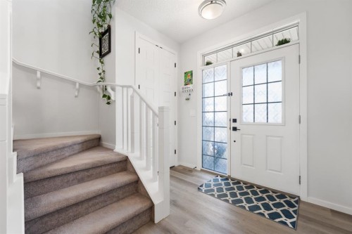 633 Windrow Manor Sw, Airdrie, AB - Indoor Photo Showing Other Room