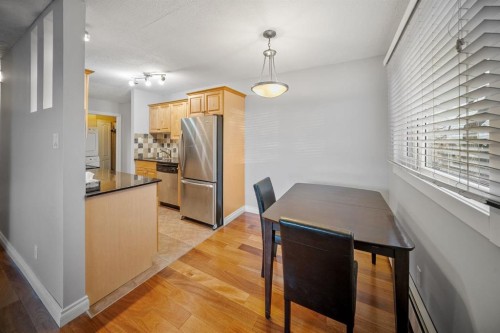 203-1719 11 Avenue Sw, Calgary, AB - Indoor Photo Showing Kitchen
