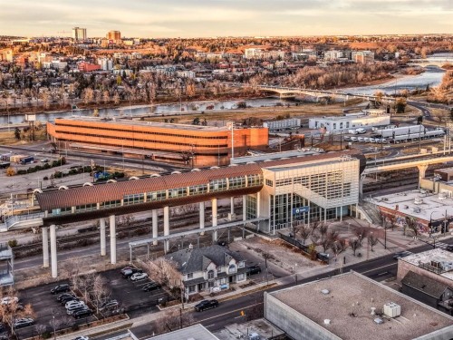 203-1719 11 Avenue Sw, Calgary, AB - Outdoor With View