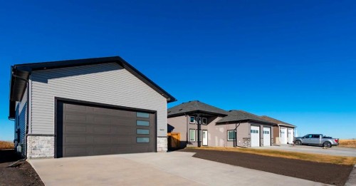 3422 Victory Way, Olds, AB - Outdoor