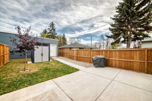 2514 16A Street Se, Calgary, AB - Outdoor