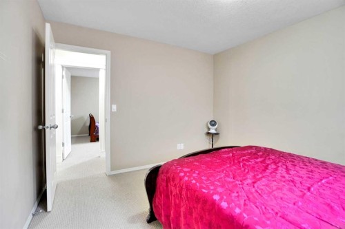 39 Skyview Shores Rise Ne, Calgary, AB - Indoor Photo Showing Bedroom