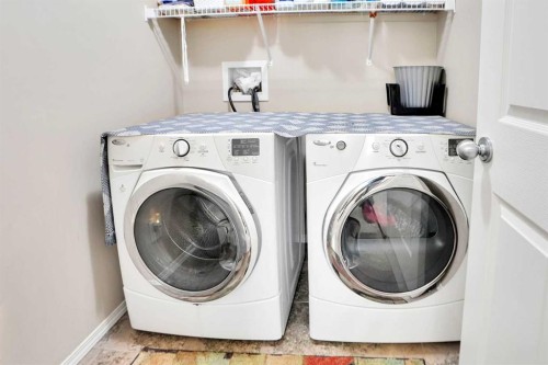39 Skyview Shores Rise Ne, Calgary, AB - Indoor Photo Showing Laundry Room