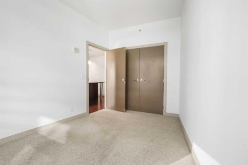 1102-220 12 Avenue Se, Calgary, AB - Indoor Photo Showing Other Room