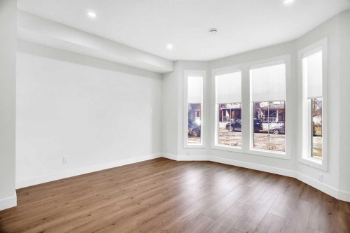 2516 16A Street Se, Calgary, AB - Indoor Photo Showing Other Room