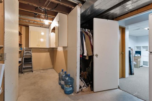 5445 56 Street, Olds, AB - Indoor Photo Showing Basement
