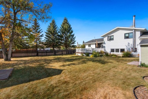 5445 56 Street, Olds, AB - Outdoor