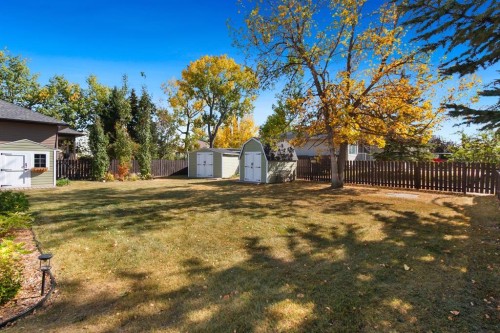 5445 56 Street, Olds, AB - Outdoor