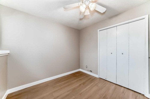 1106 53A Street Se, Calgary, AB - Indoor Photo Showing Other Room