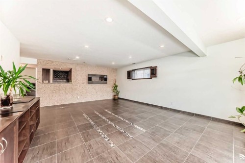 367 Hidden Creek Boulevard Nw, Calgary, AB - Indoor Photo Showing Other Room