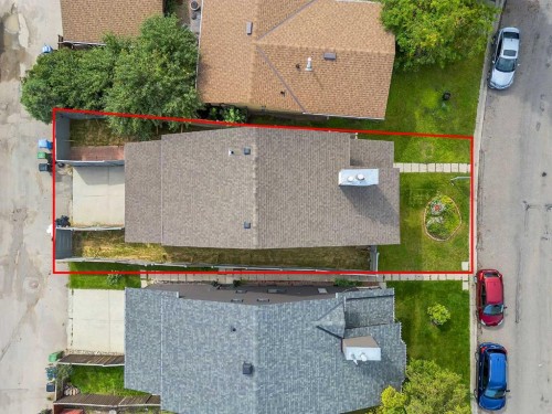37 Edgeford Way Nw, Calgary, AB - Outdoor