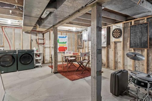 1038 1 Avenue Nw, Calgary, AB - Indoor