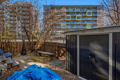 1038 1 Avenue Nw, Calgary, AB - Outdoor