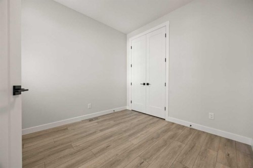 494 Kinniburgh Loop, Chestermere, AB - Indoor Photo Showing Other Room
