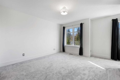 2013 24A Street Sw, Calgary, AB - Indoor Photo Showing Other Room