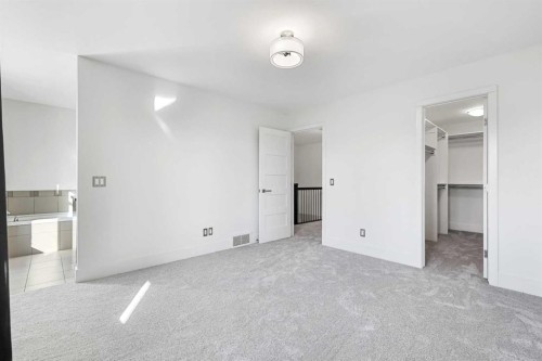 2013 24A Street Sw, Calgary, AB - Indoor Photo Showing Other Room