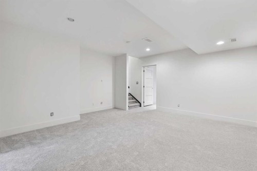 2013 24A Street Sw, Calgary, AB - Indoor Photo Showing Other Room