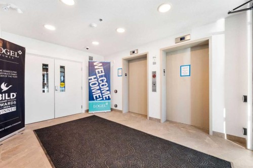 7211-1802 Mahogany Boulevard Se, Calgary, AB - Indoor Photo Showing Other Room