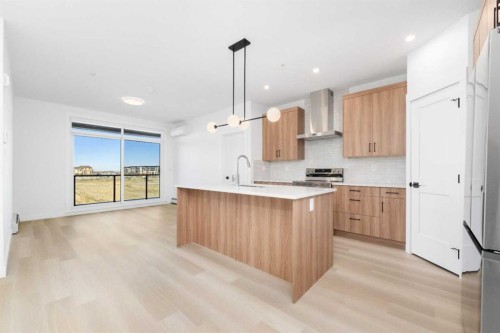 7211-1802 Mahogany Boulevard Se, Calgary, AB - Indoor Photo Showing Kitchen