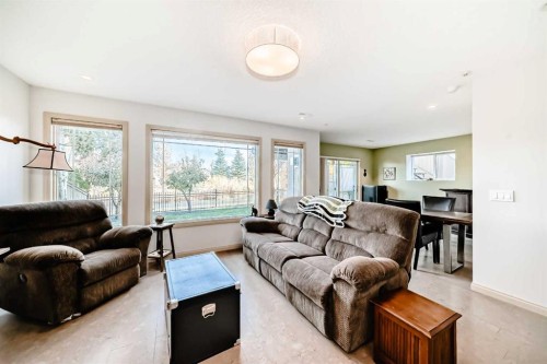 1516 Montrose Terrace Se, High River, AB - Indoor Photo Showing Living Room