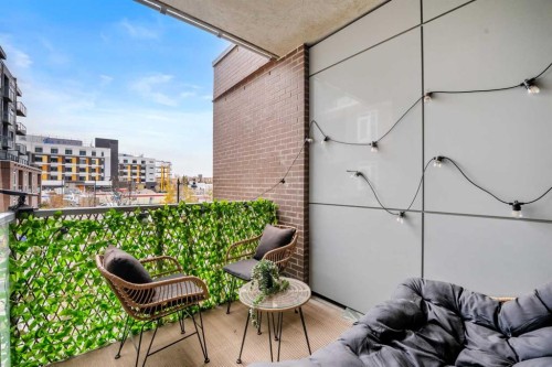 202-88 9 Street Ne, Calgary, AB - Outdoor With Exterior