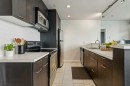 2304-433 11 Avenue Se, Calgary, AB  - Indoor Photo Showing Kitchen With Stainless Steel Kitchen With Double Sink 