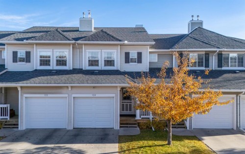 128 Country Village Manor Ne, Calgary, AB - Outdoor With Facade