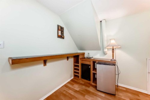 35 Ray Avenue, Red Deer, AB - Indoor