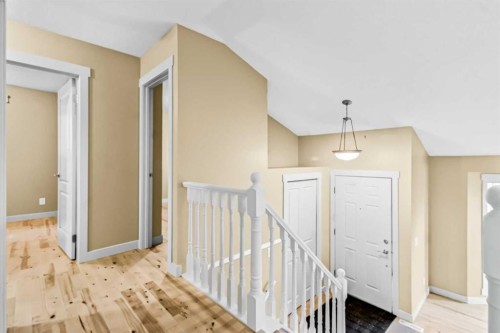 16279 10 Street Sw, Calgary, AB - Indoor Photo Showing Other Room