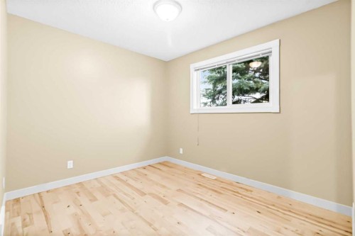 16279 10 Street Sw, Calgary, AB - Indoor Photo Showing Other Room