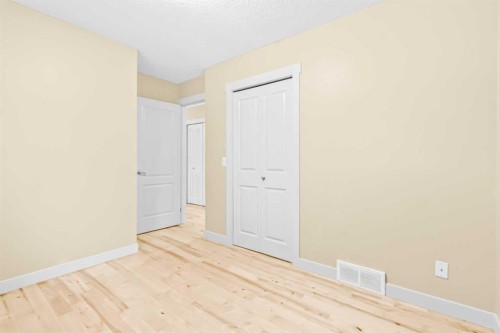 16279 10 Street Sw, Calgary, AB - Indoor Photo Showing Other Room