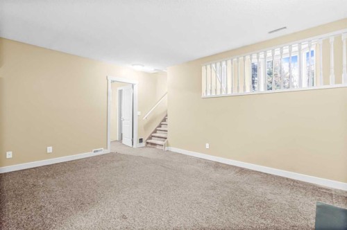 16279 10 Street Sw, Calgary, AB - Indoor Photo Showing Other Room