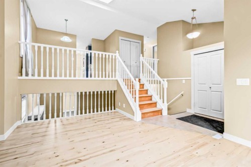 16279 10 Street Sw, Calgary, AB - Indoor Photo Showing Other Room