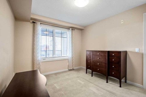 2202-310 Mckenzie Towne Gate Se, Calgary, AB - Indoor Photo Showing Other Room