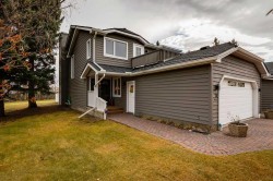 24 Wood Crescent SW Calgary, AB T2W 4B6