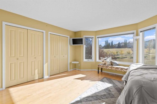 147 Hampstead Green Nw, Calgary, AB - Indoor Photo Showing Bedroom