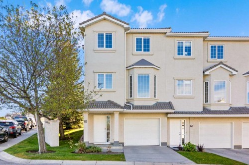 147 Hampstead Green Nw, Calgary, AB - Outdoor With Facade