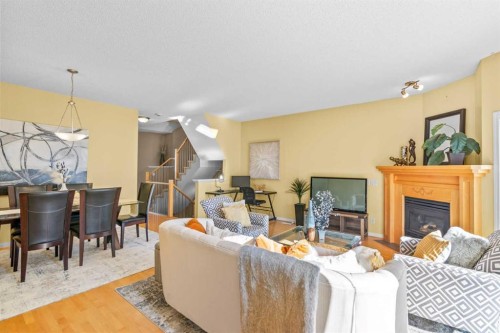 147 Hampstead Green Nw, Calgary, AB - Indoor With Fireplace