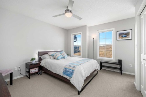 444 Ascot Circle Sw, Calgary, AB - Indoor Photo Showing Bedroom