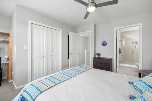 444 Ascot Circle Sw, Calgary, AB - Indoor Photo Showing Bedroom