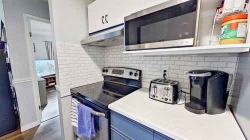 406-11 Dover Point Se, Calgary, AB - Indoor Photo Showing Kitchen