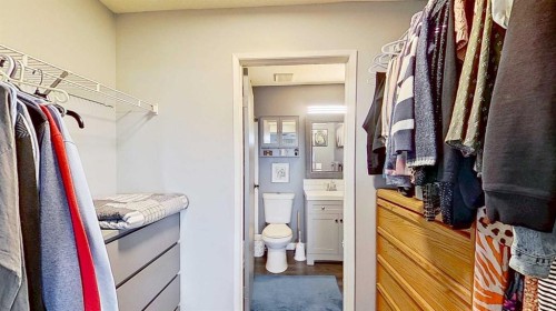 406-11 Dover Point Se, Calgary, AB - Indoor With Storage