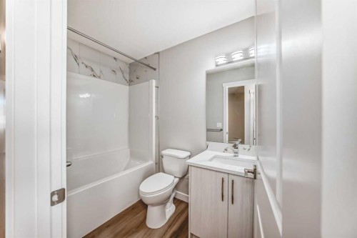144 Belvedere Park Se, Calgary, AB - Indoor Photo Showing Bathroom