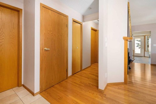 17-1200 Milt Ford Lane, Carstairs, AB - Indoor Photo Showing Other Room