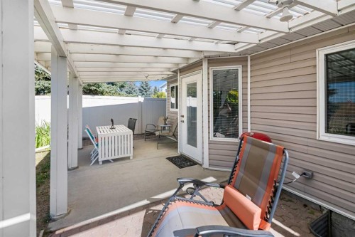 17-1200 Milt Ford Lane, Carstairs, AB - Outdoor With Exterior