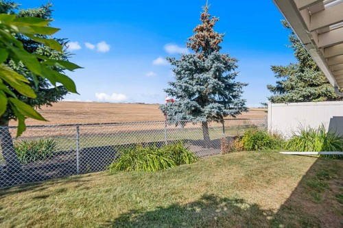 17-1200 Milt Ford Lane, Carstairs, AB - Outdoor
