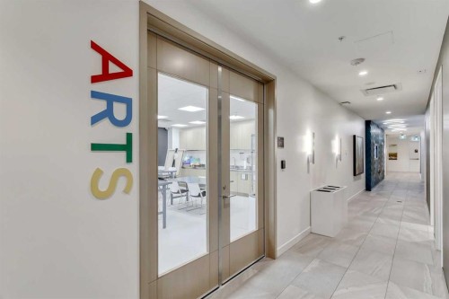 415-11 Mahogany Circle Se, Calgary, AB - Indoor Photo Showing Other Room