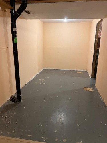99 Martinwood Road Ne, Calgary, AB - Indoor