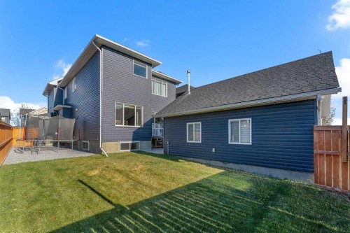 1535 Ravensmoor Way Se, Airdrie, AB - Outdoor