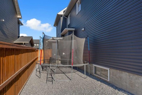 1535 Ravensmoor Way Se, Airdrie, AB - Outdoor With Exterior